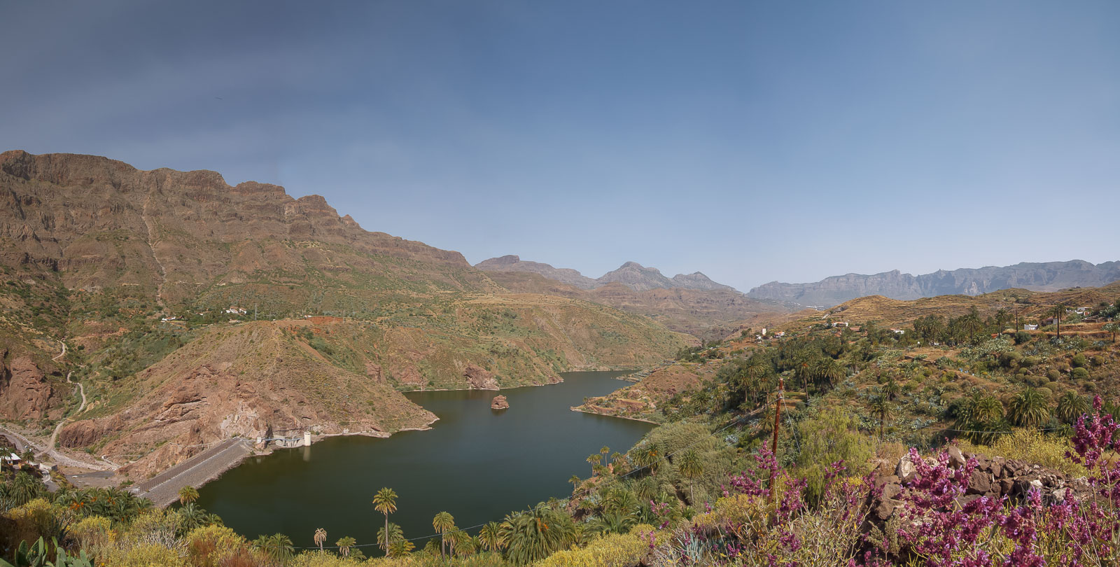 2010-06-01_Gran-Canaria_Mirador-de-Sorrueda_Panorama.jpg